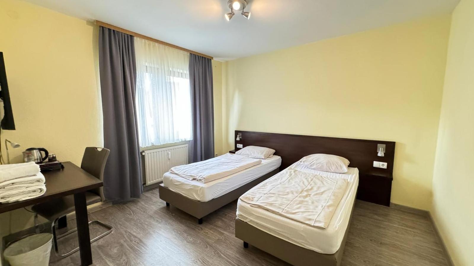 Hotel Rennekamp Ойтен Екстериор снимка