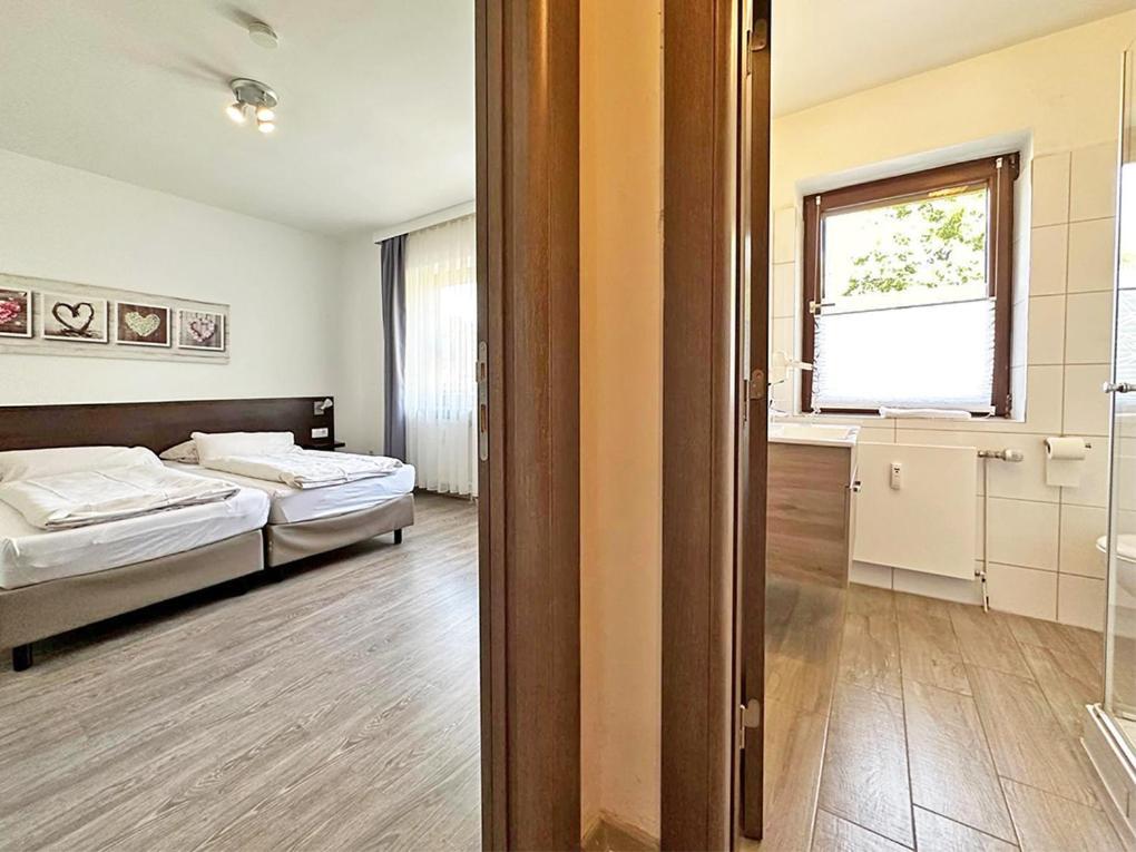 Hotel Rennekamp Ойтен Екстериор снимка